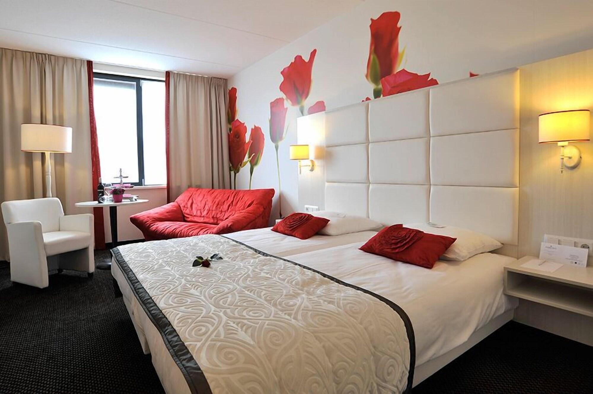 Golden Tulip Hotel 4*