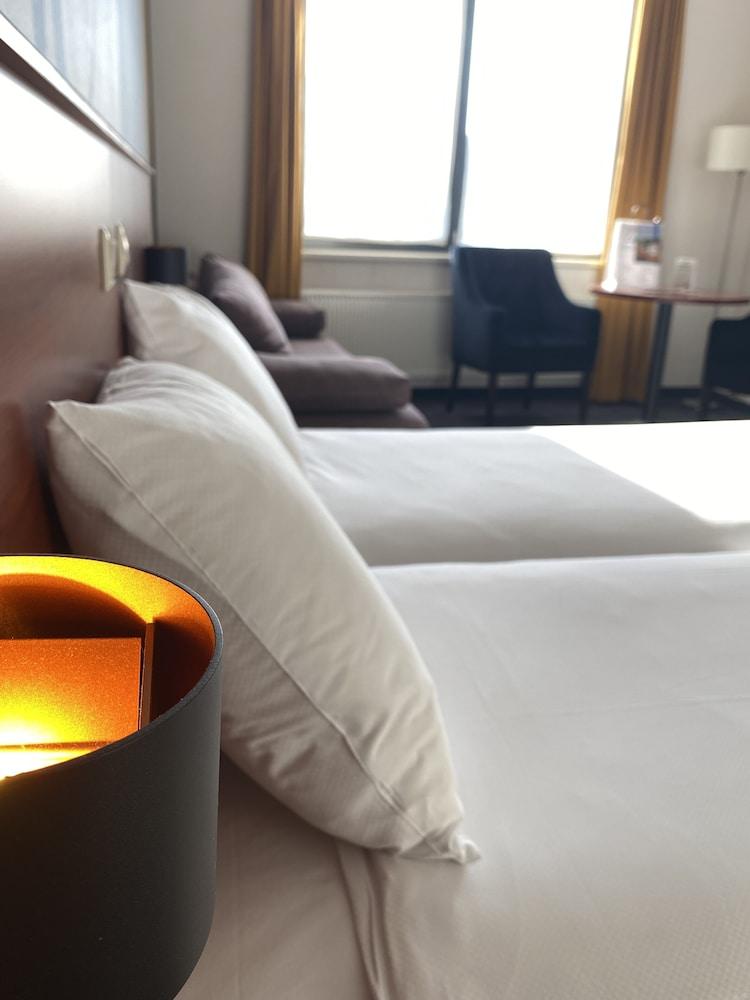 Golden Tulip Hotel Zevenbergen
