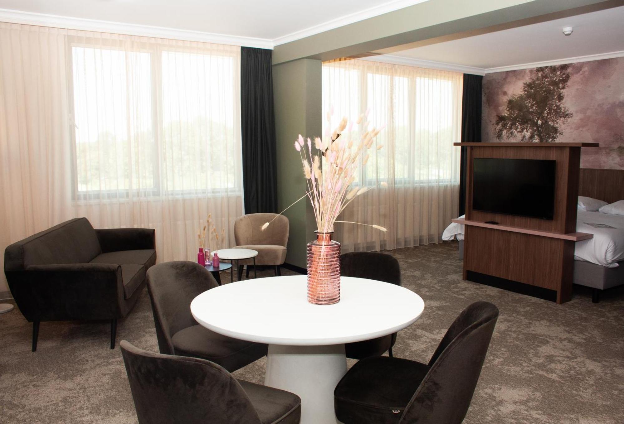 Golden Tulip Hotel 4*