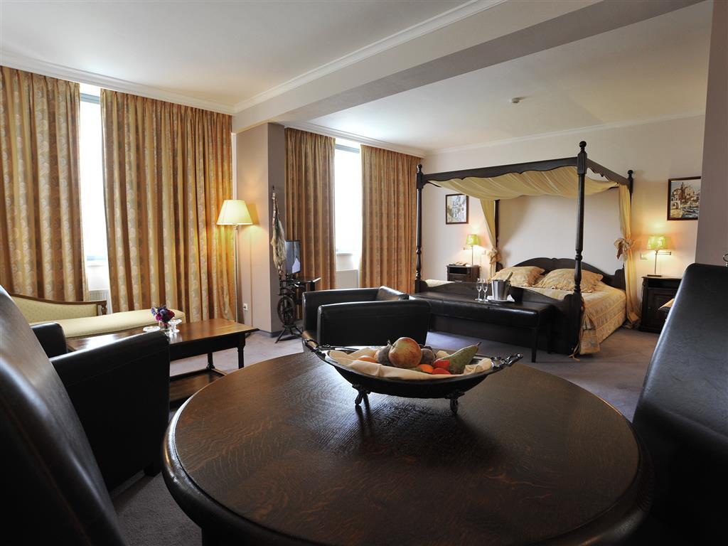 Golden Tulip Hotel